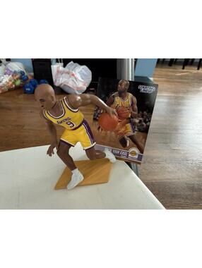 Nick Van Exel 9 Lakers Starting Lineup 3.5" Basketball Figure With Card